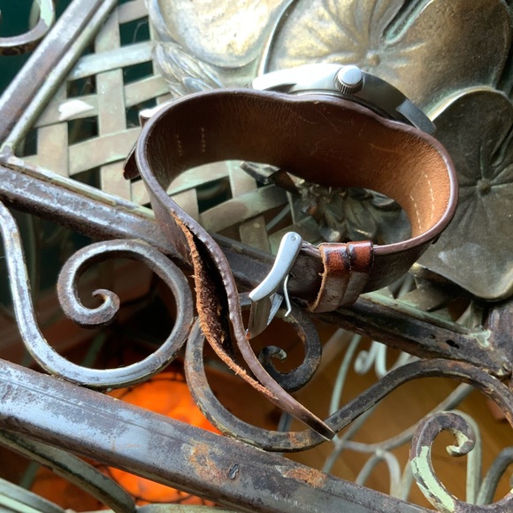 ❌SOLD❌Guess Watch - Picture 3 of 7